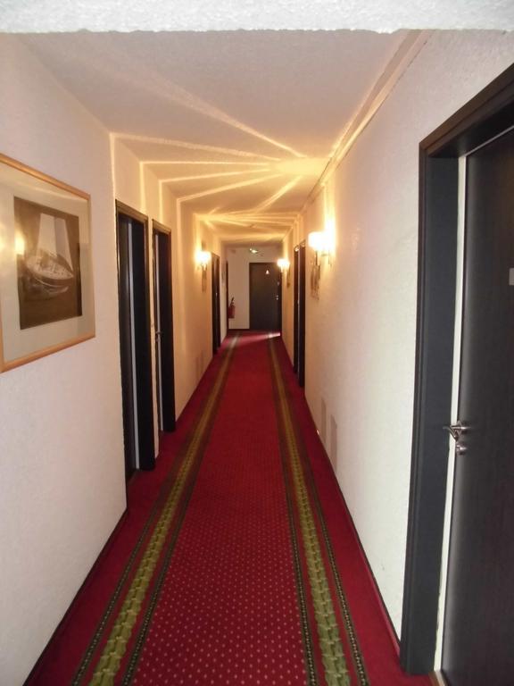 Hotel Le Challans Exteriör bild